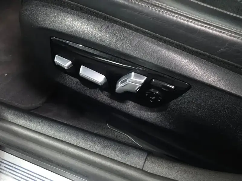 2022 BMW 5 серии с пробегом 27 096 км