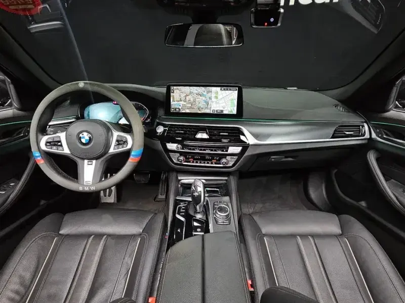 2022 BMW 5 серии с пробегом 54 679 км