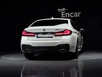 2022 BMW 5 серии с пробегом 53 146 км