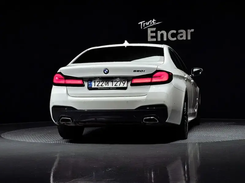 2022 BMW 5 серии с пробегом 53 146 км