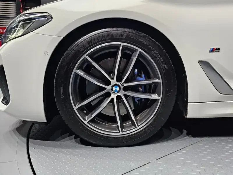 2022 BMW 5 серии с пробегом 53 146 км