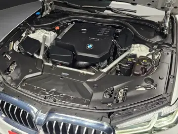 2022 BMW 5 серии с пробегом 53 146 км