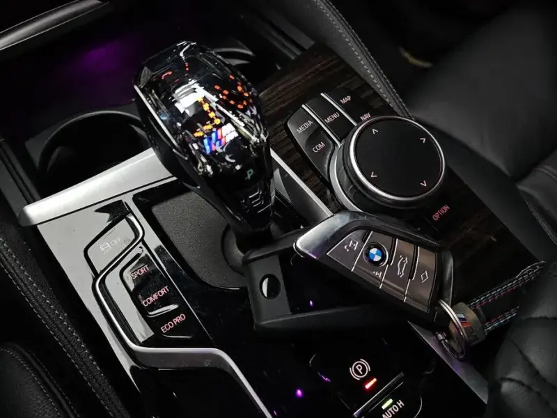 2022 BMW 5 серии с пробегом 53 146 км