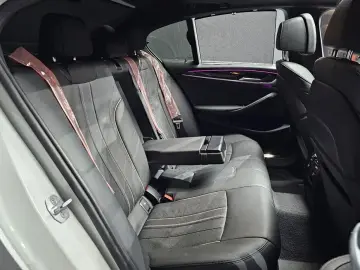 2022 BMW 5 серии с пробегом 53 146 км
