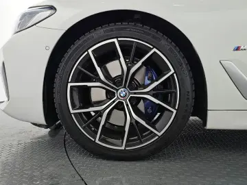 2022 BMW 5 серии с пробегом 35 365 км