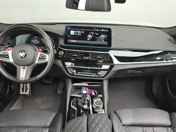 2022 BMW 5 серии с пробегом 35 365 км
