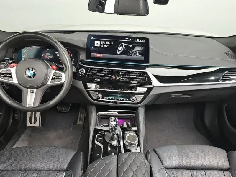 2022 BMW 5 серии с пробегом 35 365 км