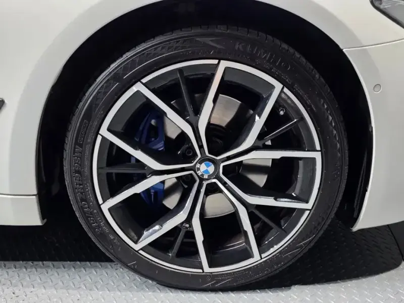 2022 BMW 5 серии с пробегом 44 056 км