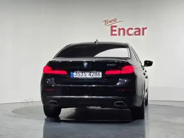 2022 BMW 5 серии с пробегом 88 435 км