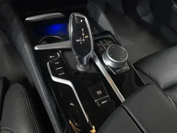 2022 BMW 5 серии с пробегом 88 435 км