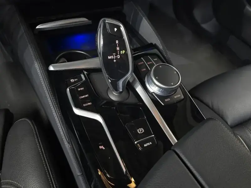 2022 BMW 5 серии с пробегом 88 435 км