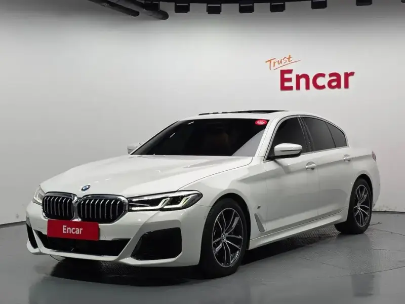 2022 BMW 5 серии с пробегом 46 214 км
