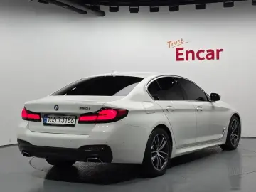 2022 BMW 5 серии с пробегом 46 214 км