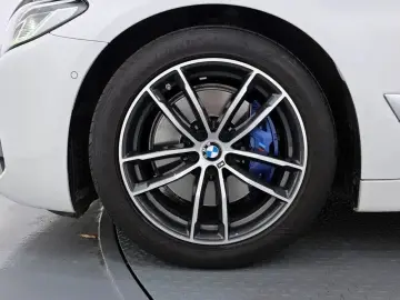 2022 BMW 5 серии с пробегом 46 214 км