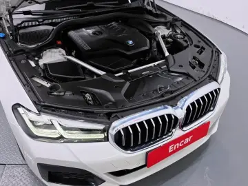 2022 BMW 5 серии с пробегом 46 214 км