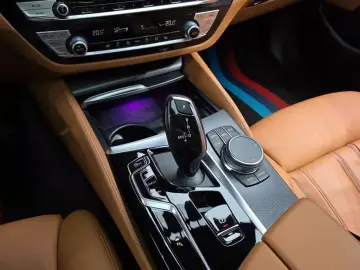 2022 BMW 5 серии с пробегом 46 214 км
