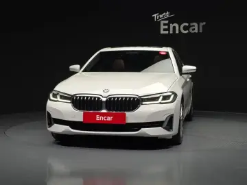 2022 BMW 5 серии с пробегом 118 716 км