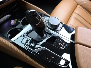 2022 BMW 5 серии с пробегом 118 716 км