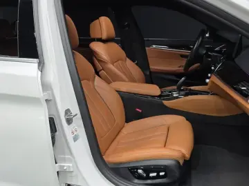 2022 BMW 5 серии с пробегом 65 080 км