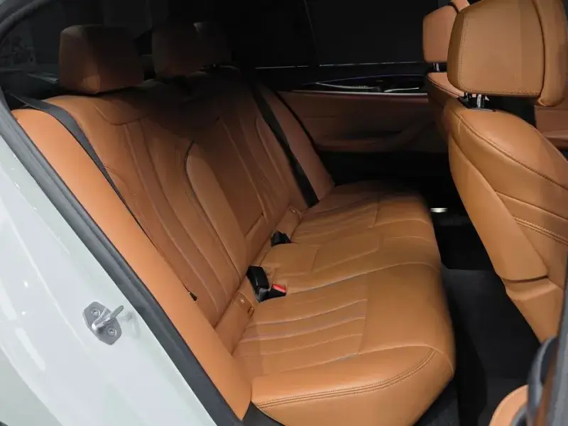 2022 BMW 5 серии с пробегом 65 080 км