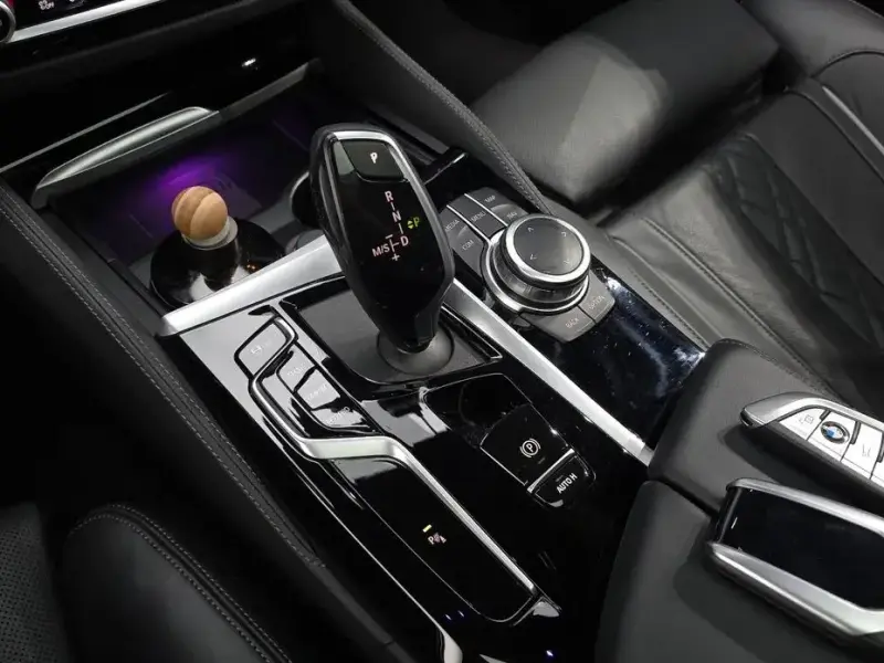 2022 BMW 5 серии с пробегом 58 638 км