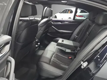2022 BMW 5 серии с пробегом 58 638 км