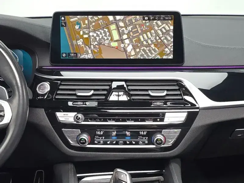 2022 BMW 5 серии с пробегом 58 638 км