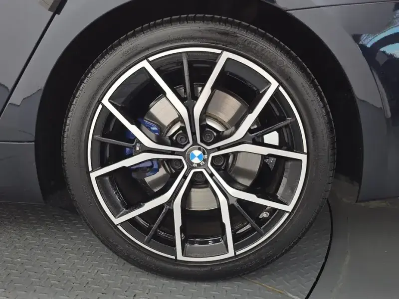 2022 BMW 5 серии с пробегом 58 638 км