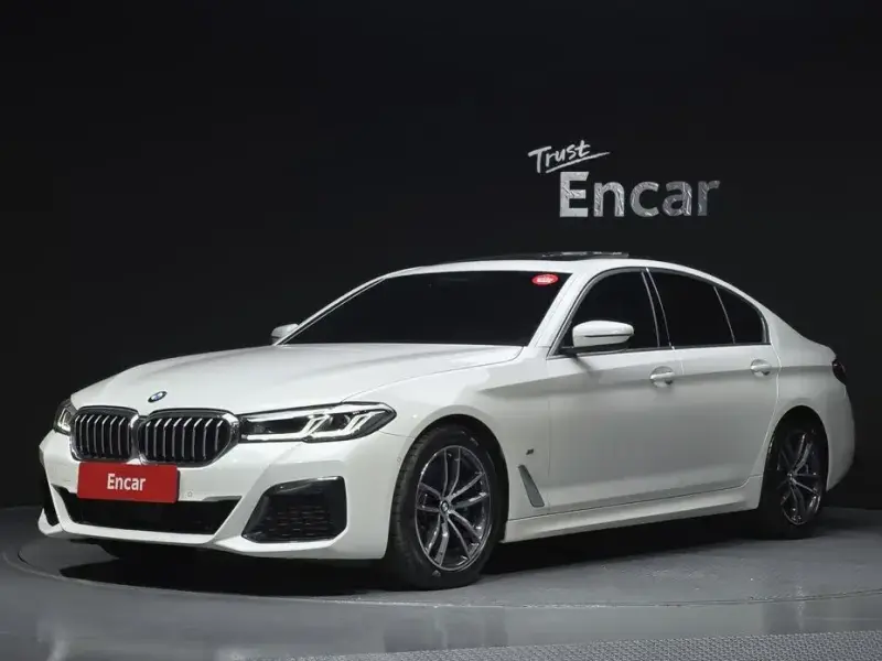 2022 BMW 5 серии с пробегом 78 045 км