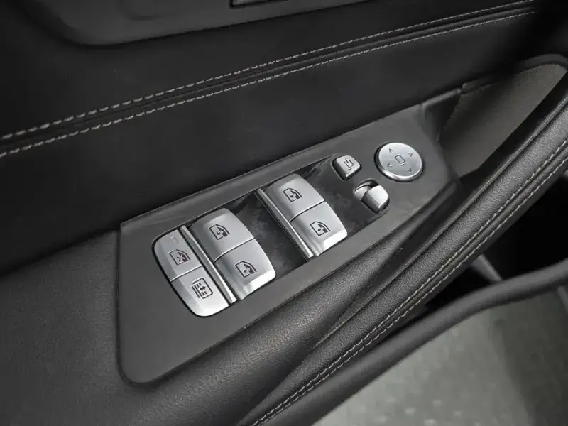 2022 BMW 5 серии с пробегом 58 638 км