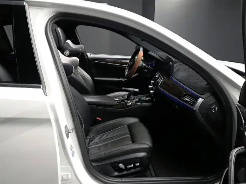 2022 BMW 5 серии с пробегом 78 045 км