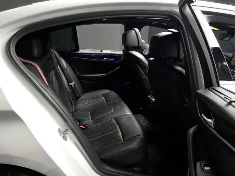 2022 BMW 5 серии с пробегом 78 045 км