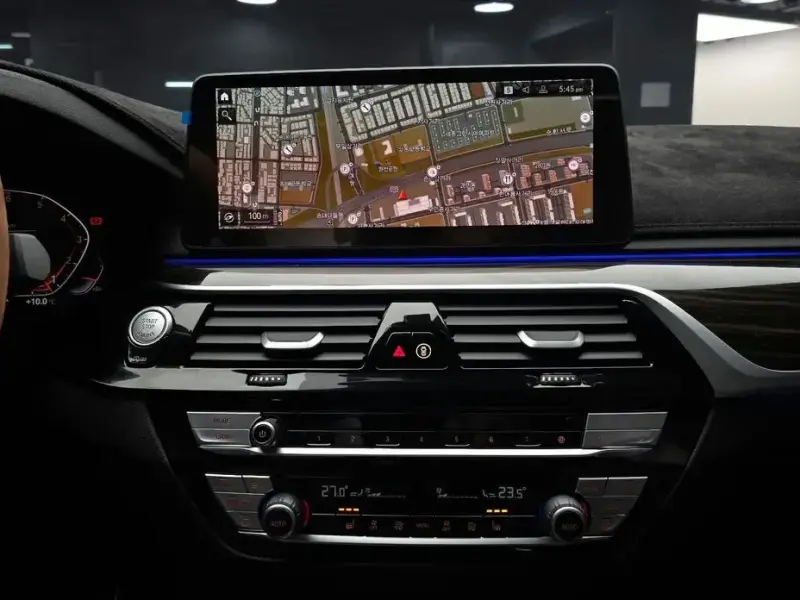 2022 BMW 5 серии с пробегом 78 045 км