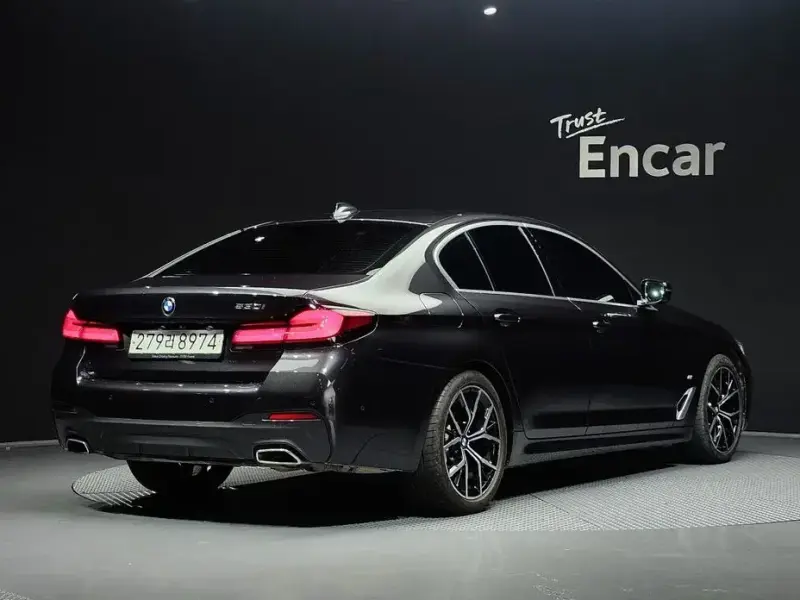 2022 BMW 5 серии с пробегом 52 944 км