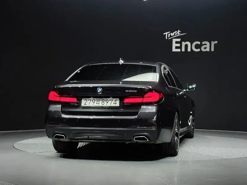 2022 BMW 5 серии с пробегом 52 944 км