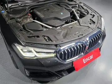 2022 BMW 5 серии с пробегом 52 944 км