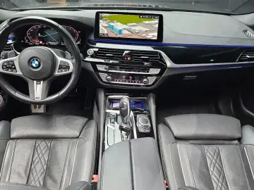 2022 BMW 5 серии с пробегом 52 944 км