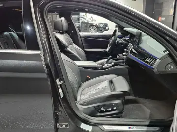 2022 BMW 5 серии с пробегом 52 944 км