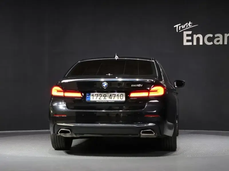 2022 BMW 5 серии с пробегом 26 882 км