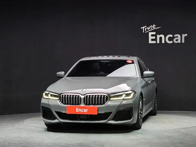 2022 BMW 5 серии с пробегом 96 865 км