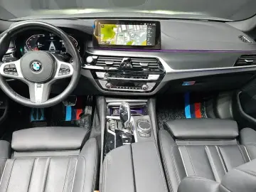 2022 BMW 5 серии с пробегом 96 865 км