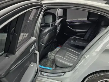 2022 BMW 5 серии с пробегом 96 865 км