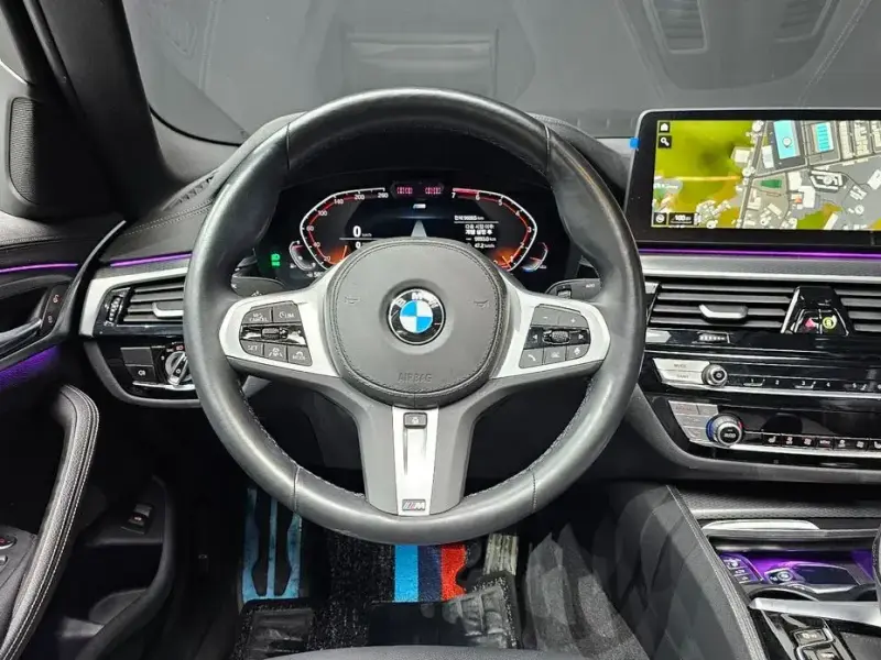2022 BMW 5 серии с пробегом 96 865 км