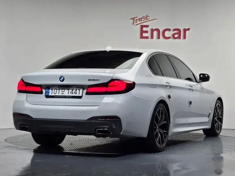 2022 BMW 5 серии с пробегом 26 294 км