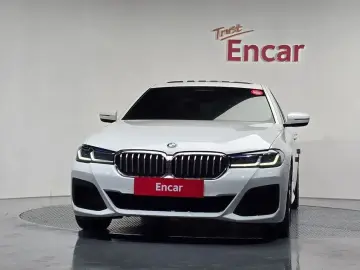 2022 BMW 5 серии с пробегом 26 294 км