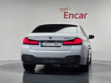 2022 BMW 5 серии с пробегом 26 294 км