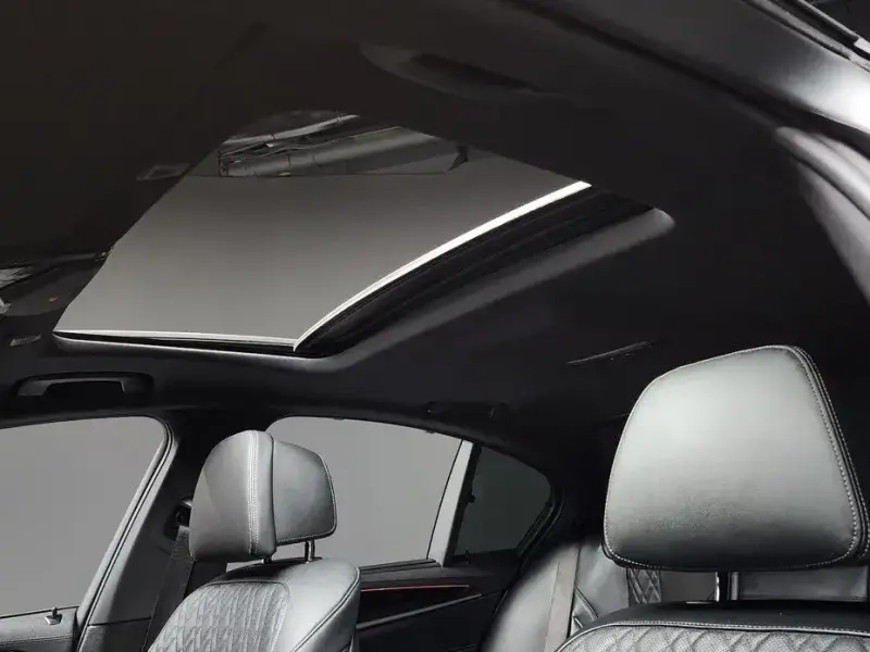 2022 BMW 5 серии с пробегом 41 932 км