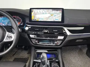 2022 BMW 5 серии с пробегом 26 294 км