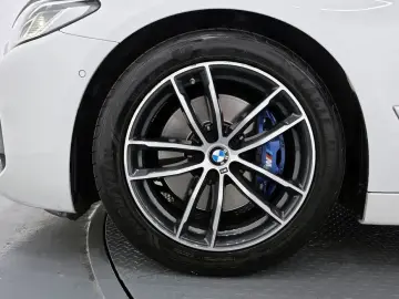 2022 BMW 5 серии с пробегом 54 085 км
