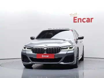 2022 BMW 5 серии с пробегом 31 890 км